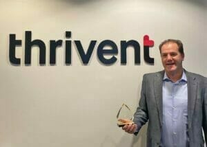 Thrivent volunteer on Avivo's Business Partner Council is awarded the Karen Sakol Award.
