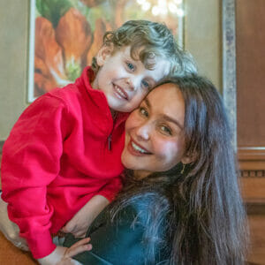 Image showing Kamilla, a successful Avivo program participant.